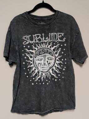 Sublime Black Vintage-Style Short Sleeve Tee